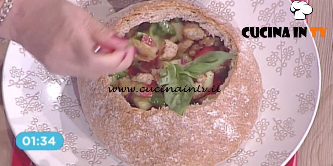 La Prova del Cuoco - Panzanella in pagnotta ricetta Natale Giunta