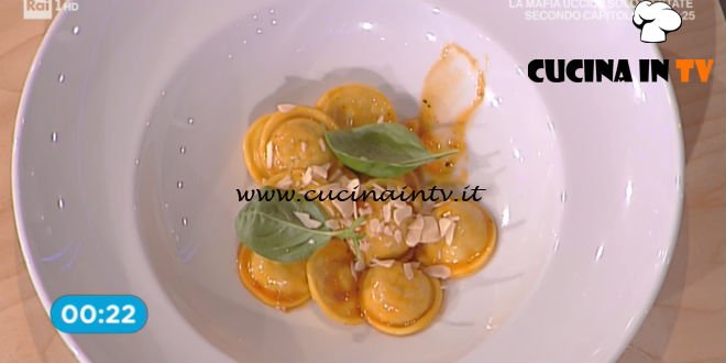 La Prova del Cuoco - Ravioli ripieni di pesto alla siciliana ricetta Riccardo Facchini