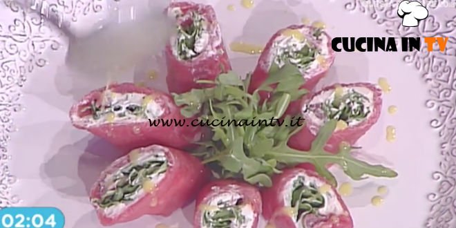 La Prova del Cuoco - Roll di carpaccio con formaggio cremoso e rucola ricetta Francesca Marsetti