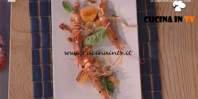 La Prova del Cuoco - Sfere di melone con gamberi e crumble di prosciutto ricetta Marco Bottega