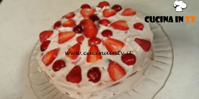 Cotto e mangiato - Torta di ricotta e frutta ricetta Tessa Gelisio