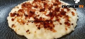 Cotto e mangiato - Risotto all’acqua di Grana Padano con gocce di aceto balsamico e prosciutto in polvere ricetta Claudio Sadler