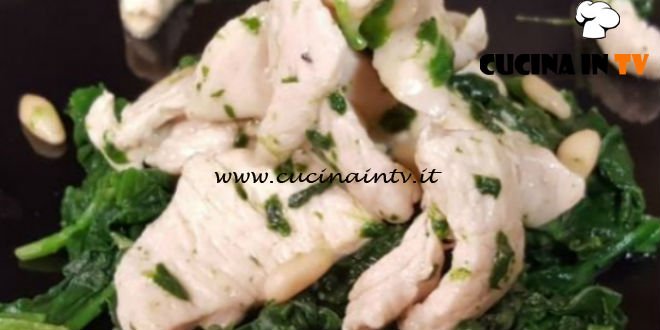 Cotto e mangiato - Straccetti di pollo spinaci e taleggio ricetta Tessa Gelisio