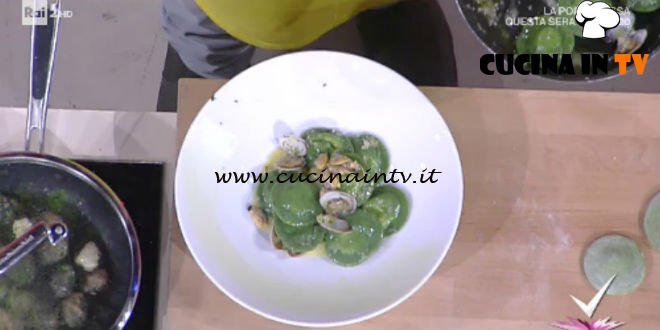 Detto Fatto - ricetta Tondini di ricotta con salsa alle vongole di Beniamino Baleotti