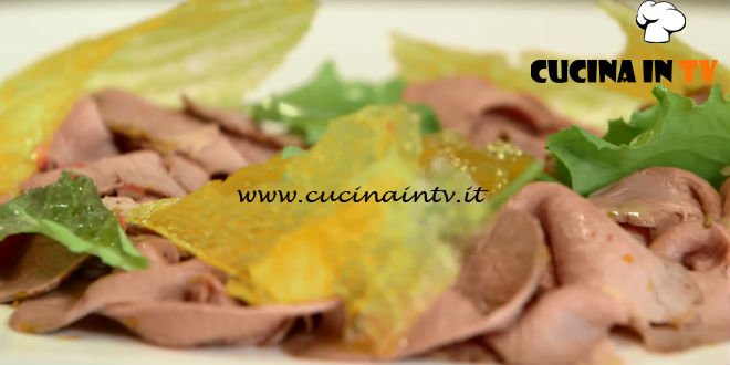 Uno chef in fattoria - ricetta Petto d'anatra con chutney di pesche di Roberto Valbuzzi