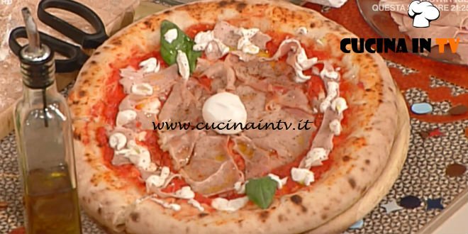 Pizza con il cornicione ripieno ricetta Gino Sorbillo da La Prova del Cuoco