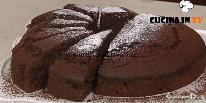 Cotto e mangiato - Torta cacao e barbabietola ricetta Tessa Gelisio