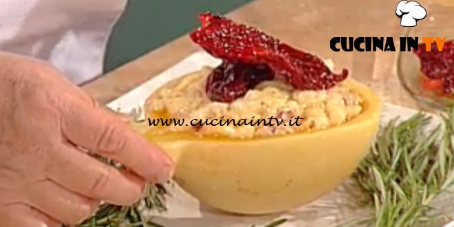 Geo - ricetta Cavatelli con crema di podolico mollica fritta e peperoni cruschi di Santina Bianco di Gilio