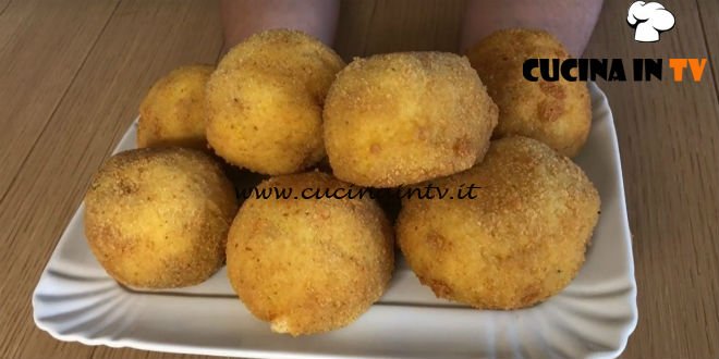 Giusina in cucina - ricetta Arancine alla carne e al burro di Giusina Battaglia