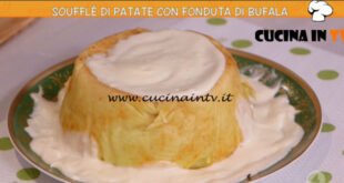 Ricette all'italiana - ricetta Soufflè di patate con fonduta di bufala di Anna Moroni
