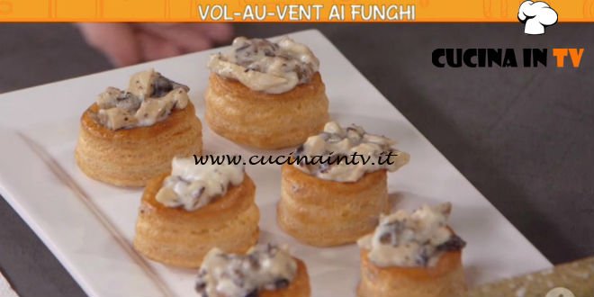 Ricette all'italiana - ricetta Vol-au-vent ai funghi di Anna Moroni
