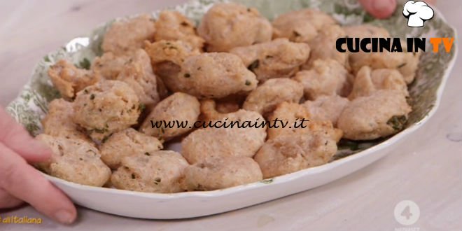 Ricette all'italiana - ricetta Frittelle alle erbe aromatiche di Anna Moroni