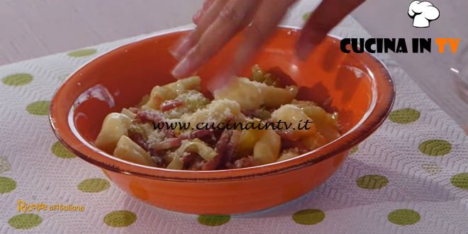 Ricette all'italiana - ricetta Gnocchi di patate con porri e speck di Anna Moroni