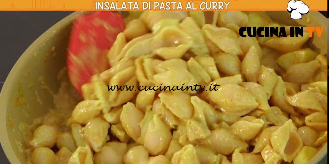 Ricette all'italiana - ricetta Insalata di pasta al curry di Anna Moroni