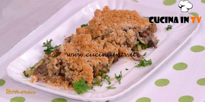 Ricette all'italiana - ricetta Crumble di funghi e zucchine di Anna Moroni