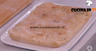 Ricette all'italiana - ricetta Pizza con scarola di Anna Moroni