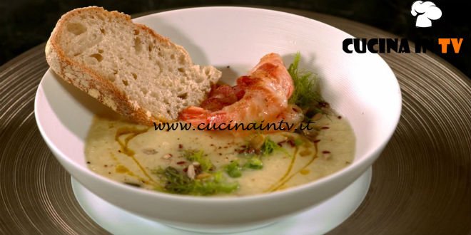 Pane Olio e Fantasia - ricetta Vellutata di finocchi con gamberi lardellati di Enrica Della Martira