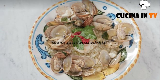 In cucina con Imma e Matteo - ricetta Risotto con rana pescatrice e vongole