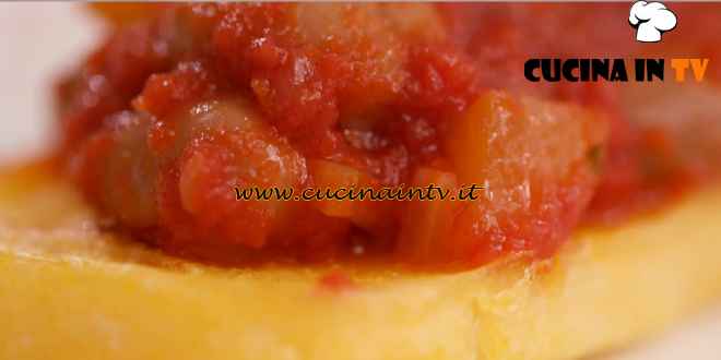 L'Italia a morsi - ricetta Casagai con polenta di Chiara Maci