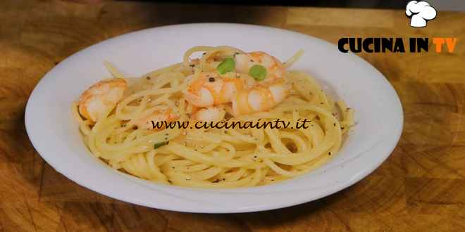 In cucina con Luca Pappagallo - ricetta Spaghetti al limone e gamberi di Luca Pappagallo