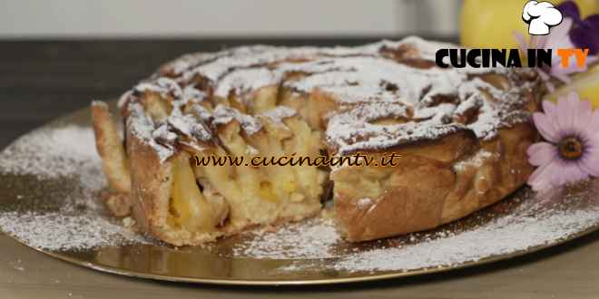 Senti che fame - Nonna pensaci tu - ricetta Torta di mele di Anna Moroni