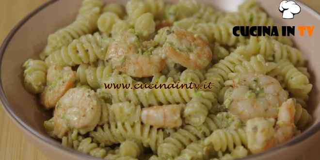 Fatto in casa per voi - ricetta Pasta al pesto di pistacchi di Benedetta Rossi