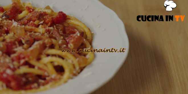 Fatto in casa per voi - ricetta Bucatini all'amatriciana di Benedetta Rossi