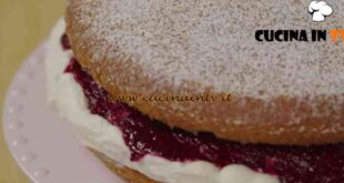 Fatto in casa per voi - ricetta Victoria sponge cake di Benedetta Rossi