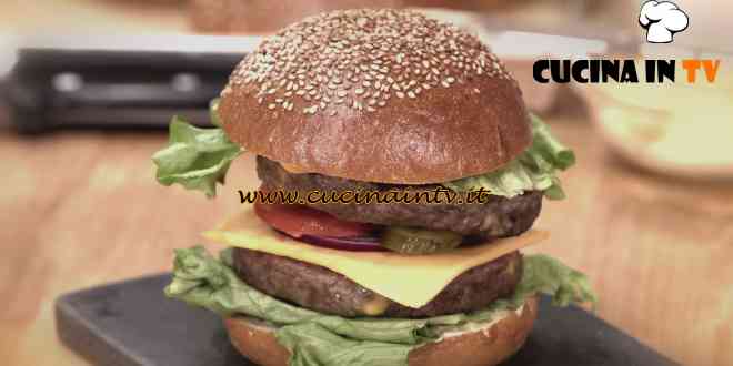 Nel forno di casa tua - ricetta American burger di Fulvio Marino