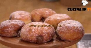 Nel forno di casa tua - ricetta Bomboloni fritti di Fulvio Marino