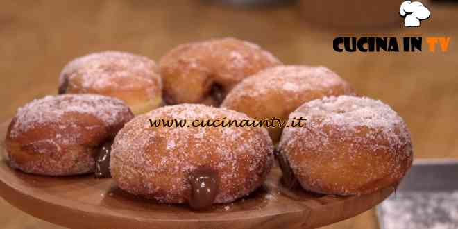 Nel forno di casa tua - ricetta Bomboloni fritti di Fulvio Marino