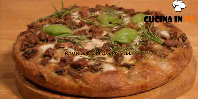 Nel forno di casa tua - ricetta Pizza alla boscaiola di Fulvio Marino