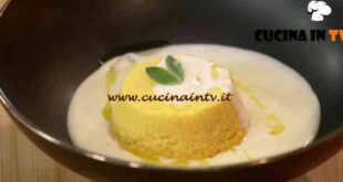 Fatto in casa per voi - ricetta Flan di zucca con fonduta di pecorino di Benedetta Rossi