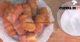 È sempre mezzogiorno | Cannoli fritti ricetta Natalia Cattelani