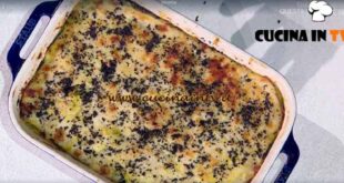 È sempre mezzogiorno | Parmigiana di verza ricetta Antonella Ricci