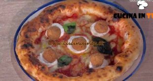 È sempre mezzogiorno | Pizza napolitudine ricetta Vincenzo Capuano
