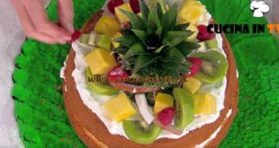 È sempre mezzogiorno | Chiffon cake tropicale ricetta Natalia Cattelani