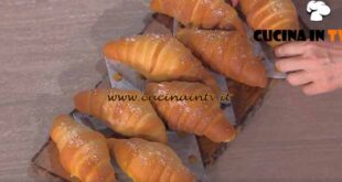 È sempre mezzogiorno | Cornetti salati giapponesi ricetta Fulvio Marino