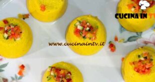 È sempre mezzogiorno | Flan di patate e curcuma con verdurine ricetta Sonia Peronaci