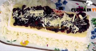 È sempre mezzogiorno | Semifreddo miele e mirtilli ricetta Barbara De Nigris