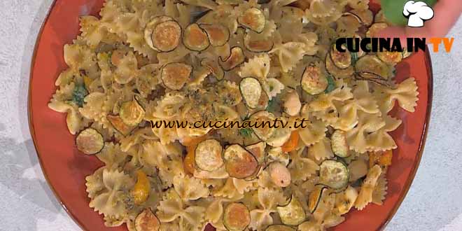 È sempre mezzogiorno | Farfalle d’estate ricetta Antonio Paolino