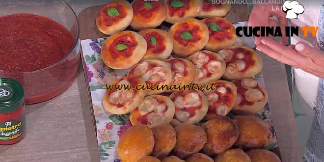 È sempre mezzogiorno | Finalmente pizzette ricetta Fulvio Marino