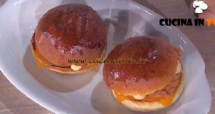 È sempre mezzogiorno | Fishburger ricetta Fulvio Marino
