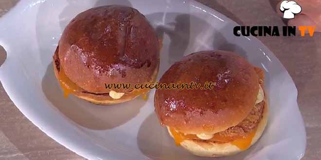 È sempre mezzogiorno | Fishburger ricetta Fulvio Marino