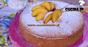 È sempre mezzogiorno | Torta morbida alle pesche ricetta Daniele Persegani
