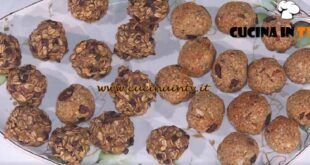È sempre mezzogiorno | Biscotti senza zucchero ricetta Daniele Persegani