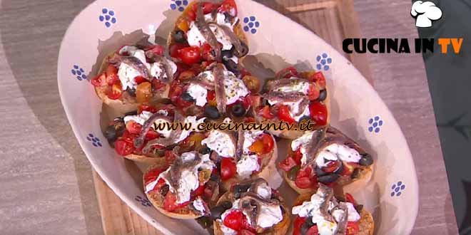 È sempre mezzogiorno | Friselle ricetta Fulvio Marino