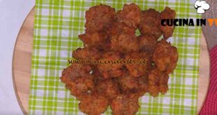 È sempre mezzogiorno | Frittelle di pomodoro ricetta Daniele Persegani