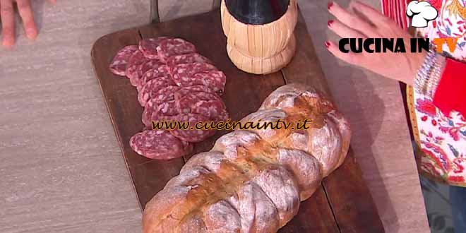 È sempre mezzogiorno | Pane per vino e salame ricetta Fulvio Marino