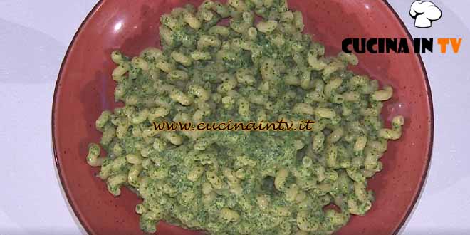 È sempre mezzogiorno | Pasta al pesto ricetta Daniele Persegani
